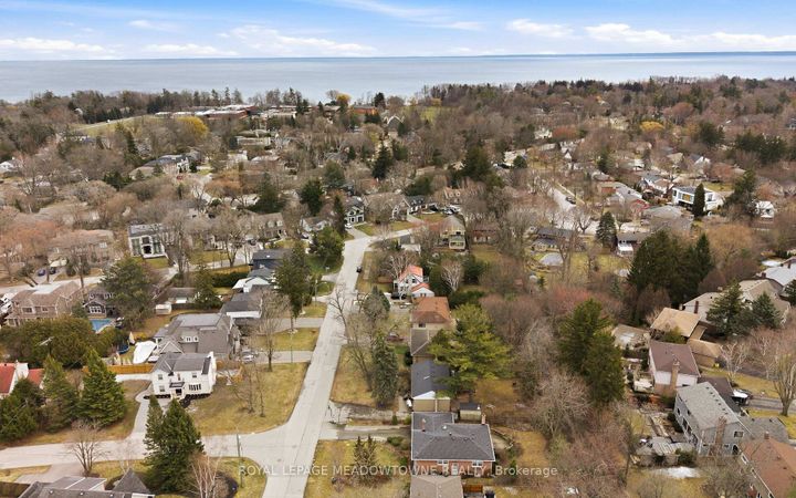 Photo 45 at 208 Glen Oak Drive, WO West, Oakville