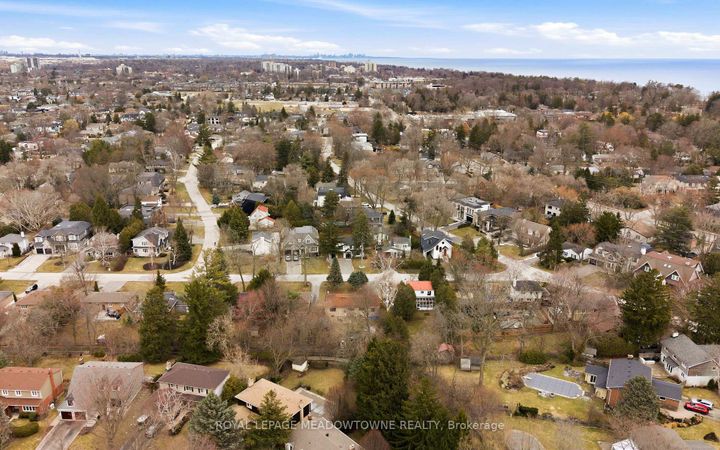 Photo 49 at 208 Glen Oak Drive, WO West, Oakville