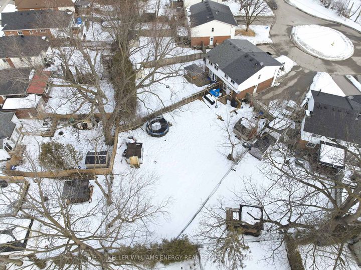 Photo 34 at 520 Minto Court, O'Neill, Oshawa