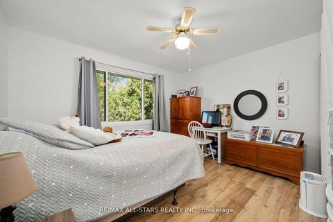 Photo 9 at 40 Riverglen Drive, Keswick South, Georgina