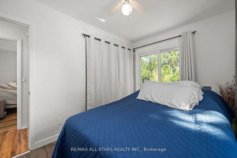 Photo 12 at 40 Riverglen Drive, Keswick South, Georgina