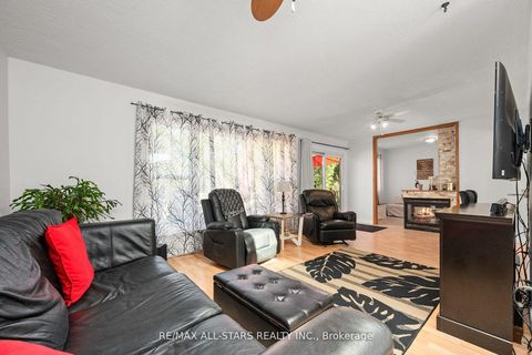 Photo 18 at 40 Riverglen Drive, Keswick South, Georgina