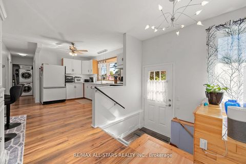 Photo 19 at 40 Riverglen Drive, Keswick South, Georgina