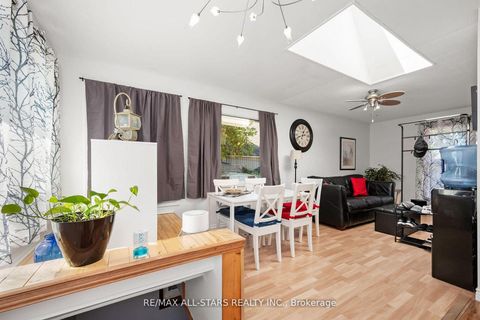 Photo 21 at 40 Riverglen Drive, Keswick South, Georgina