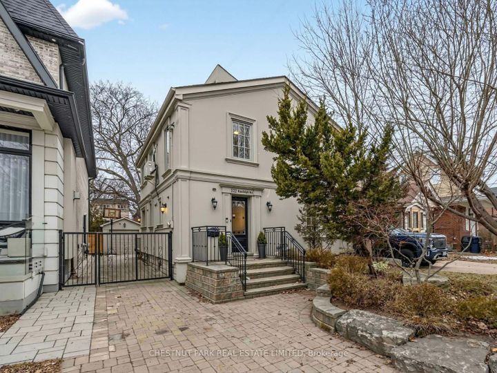 Photo 0 at 122 Randolph Road, Leaside, Toronto