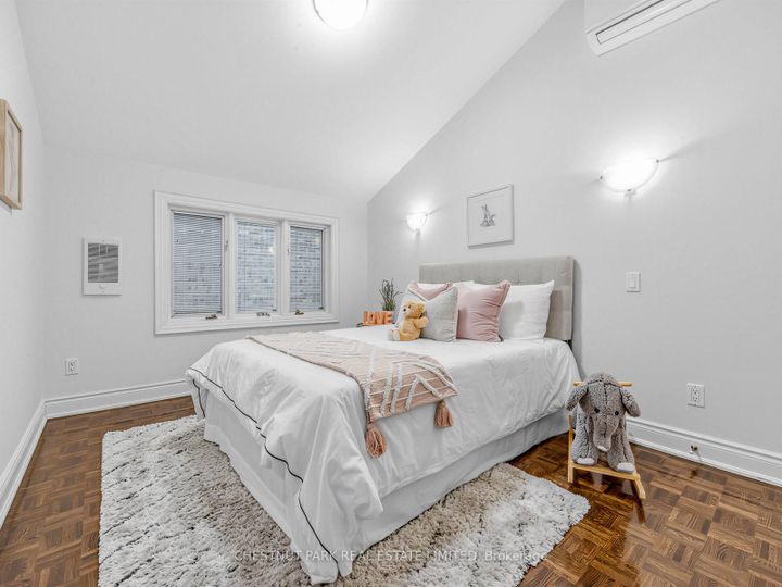 Photo 17 at 122 Randolph Road, Leaside, Toronto