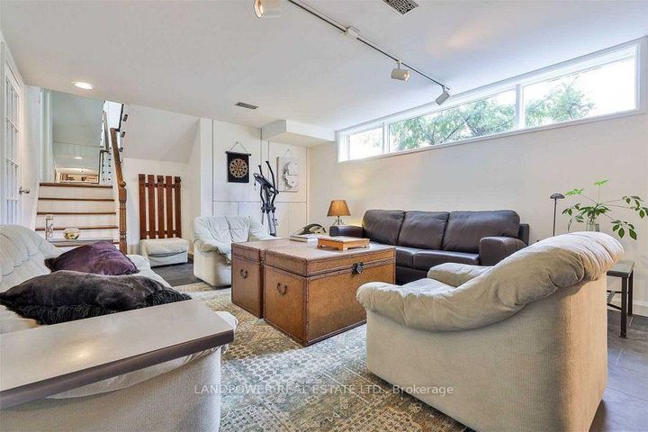 Photo 12 at 9 Alderdale Court, Don Mills, Toronto