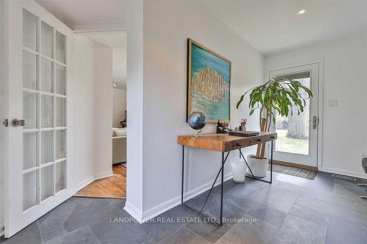 Photo 13 at 9 Alderdale Court, Don Mills, Toronto