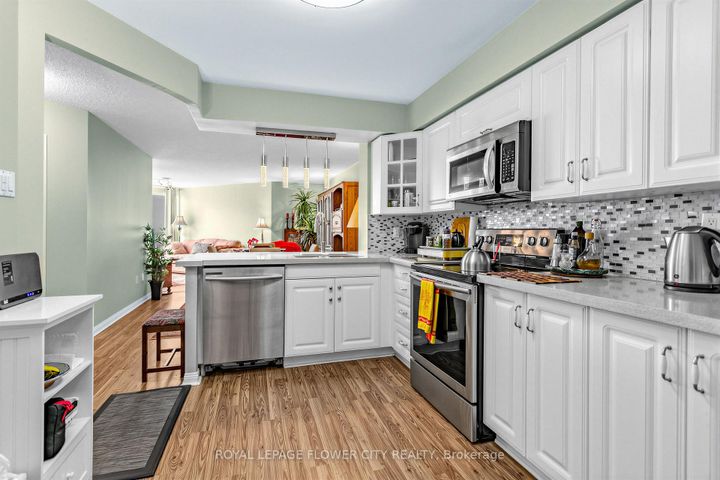 Photo 5 at 1208 - 10 Laurelcrest Street, Queen Street Corridor, Brampton