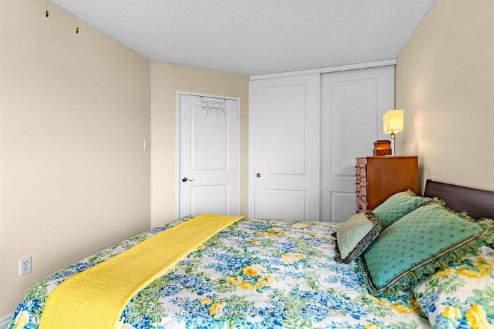 Photo 15 at 1208 - 10 Laurelcrest Street, Queen Street Corridor, Brampton