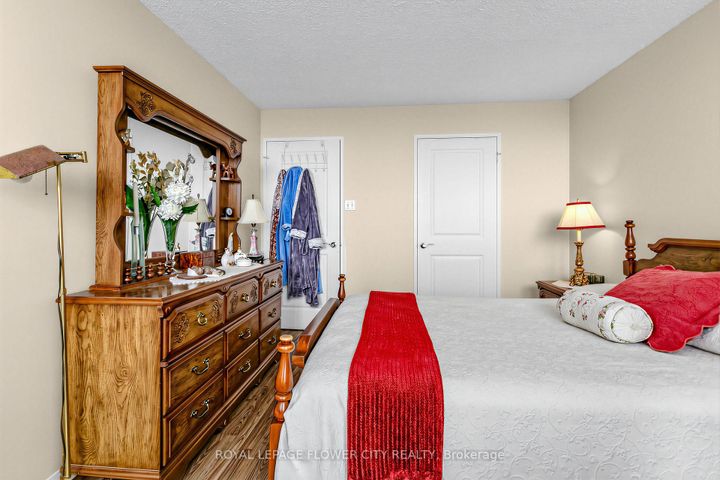 Photo 18 at 1208 - 10 Laurelcrest Street, Queen Street Corridor, Brampton