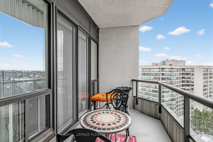 Photo 20 at 1208 - 10 Laurelcrest Street, Queen Street Corridor, Brampton