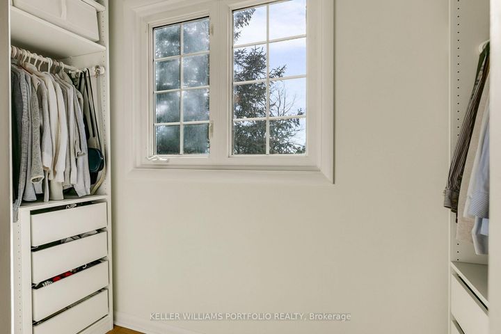 Photo 22 at 88 Sabrina Dr Drive, Richview, Toronto