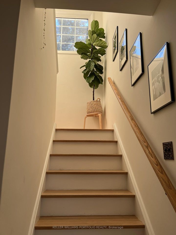 Photo 28 at 88 Sabrina Dr Drive, Richview, Toronto