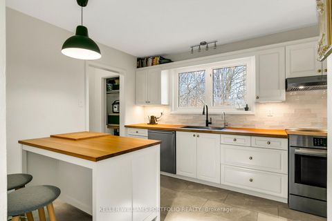 Photo 11 at 88 Sabrina Dr Drive, Richview, Toronto