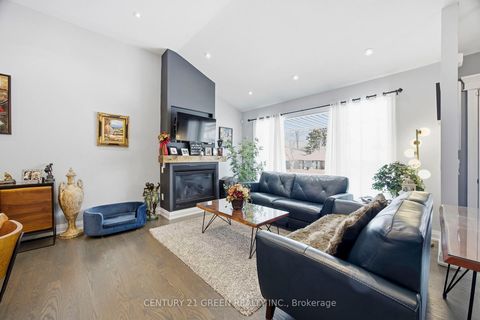Photo 6 at 18 Winsdale Road, Markland Wood, Toronto