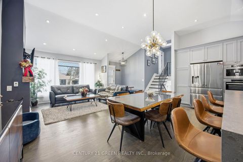 Photo 13 at 18 Winsdale Road, Markland Wood, Toronto