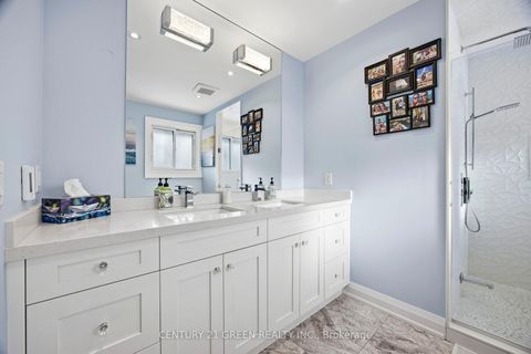 Photo 21 at 18 Winsdale Road, Markland Wood, Toronto