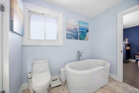 Photo 22 at 18 Winsdale Road, Markland Wood, Toronto
