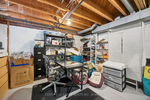 Photo 38 at 18 Winsdale Road, Markland Wood, Toronto