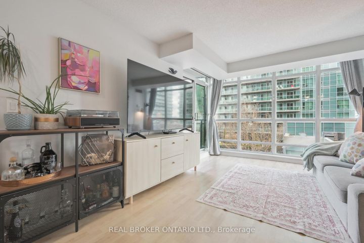 Photo 8 at 608 - 185 Legion Road N, Mimico, Toronto