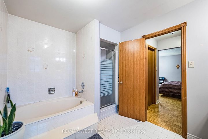 Photo 30 at 81 Vera St Street, East Woodbridge, Vaughan