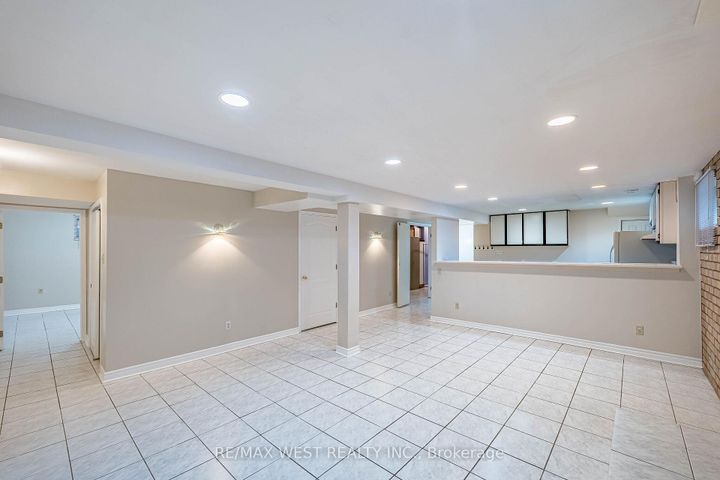 Photo 44 at 81 Vera St Street, East Woodbridge, Vaughan