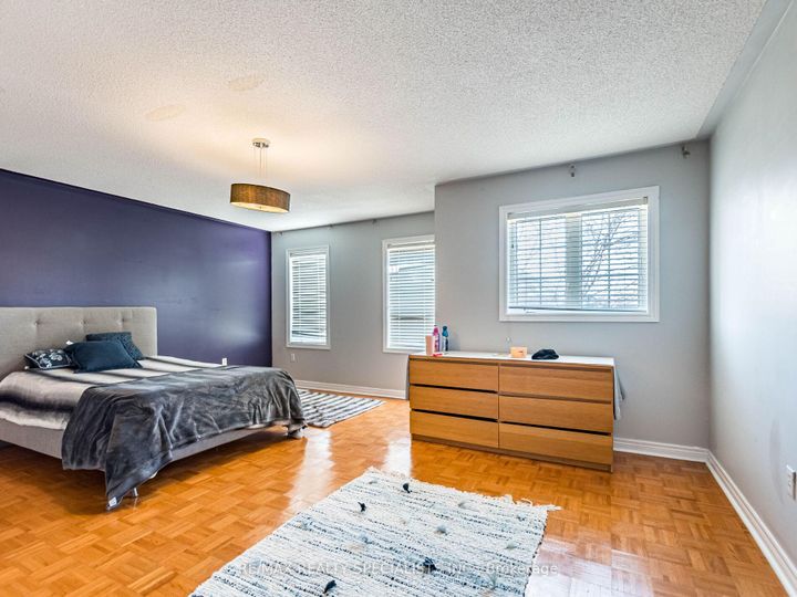 Photo 32 at 9 Pepperbush Road, Bram East, Brampton