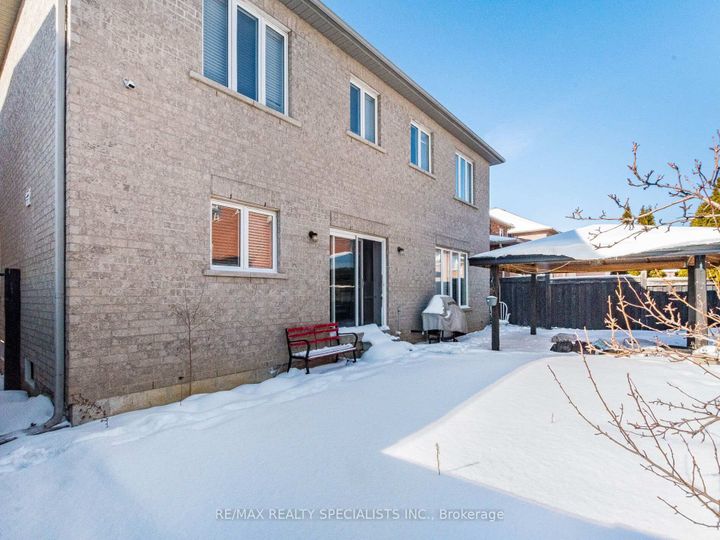 Photo 44 at 9 Pepperbush Road, Bram East, Brampton