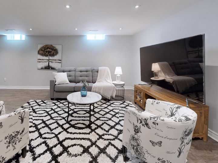 Photo 33 at 297 Castan Avenue, South Unionville, Markham