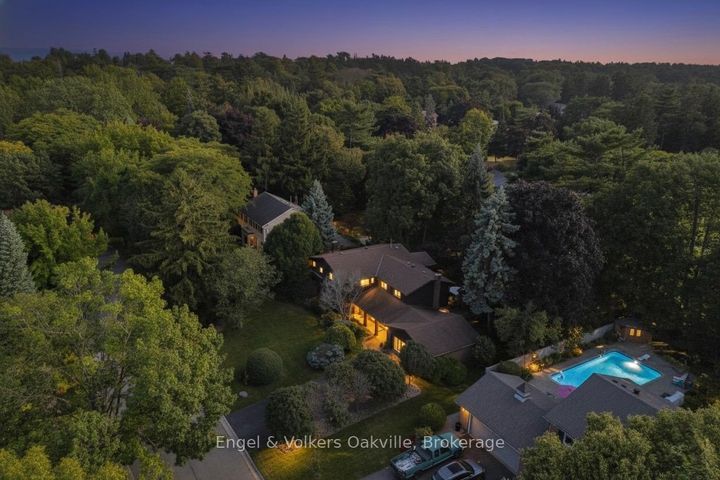 Photo 4 at 250 Gatestone Avenue, FD Ford, Oakville