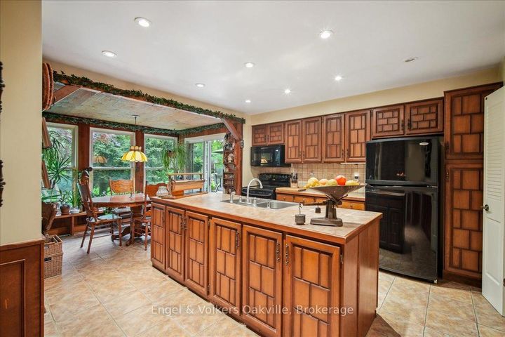 Photo 17 at 250 Gatestone Avenue, FD Ford, Oakville