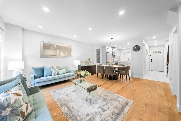 Photo 19 at 9 - 18 Cotton Downway, Pleasant View, Toronto