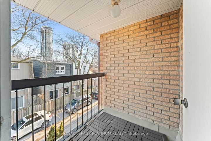 Photo 30 at 9 - 18 Cotton Downway, Pleasant View, Toronto