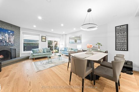 Photo 14 at 9 - 18 Cotton Downway, Pleasant View, Toronto