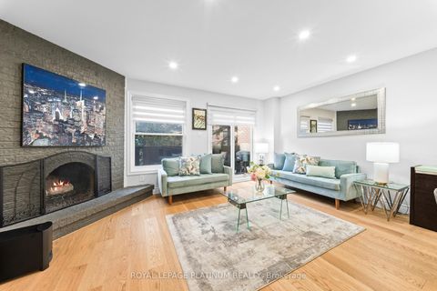 Photo 15 at 9 - 18 Cotton Downway, Pleasant View, Toronto