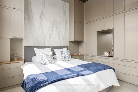 Photo 6 at 130 - 1001 Roselawn Avenue, Belgravia, Toronto