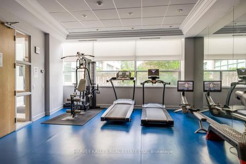 Photo 14 at 130 - 1001 Roselawn Avenue, Belgravia, Toronto