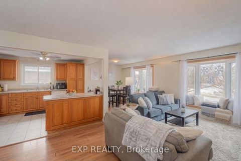 Photo 4 at 76 Bernick Drive, Grove East, Barrie
