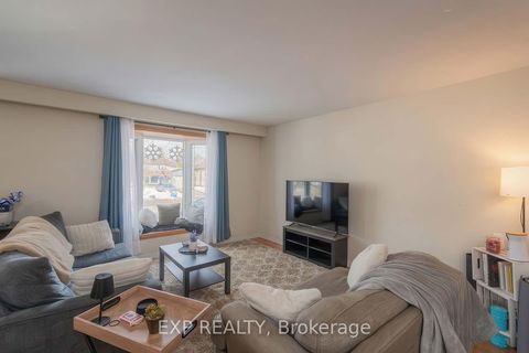 Photo 5 at 76 Bernick Drive, Grove East, Barrie