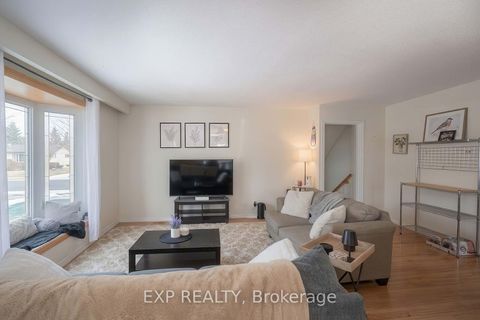 Photo 7 at 76 Bernick Drive, Grove East, Barrie