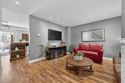 Photo 11 at 1896 Ashwood Avenue, Alcona, Innisfil