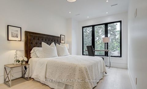 Photo 15 at 119 Glengrove Avenue W, Lawrence Park South, Toronto