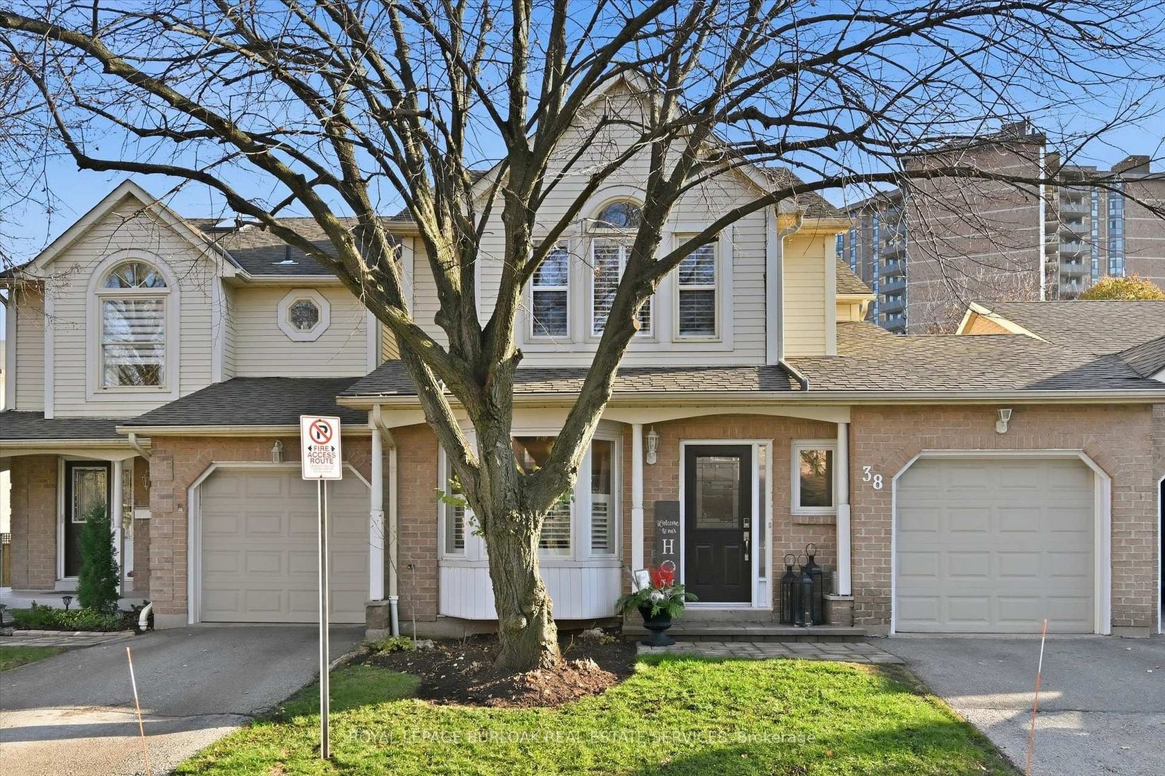 38 - 5255 Lakeshore Road, Appleby, Burlington 