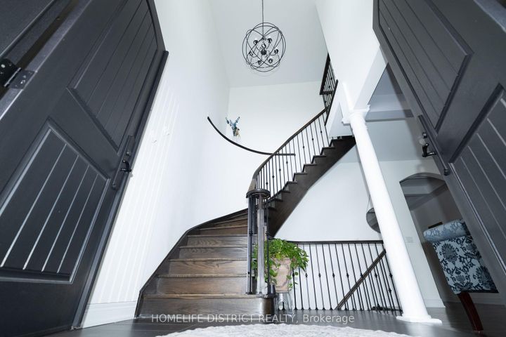 Photo 5 at 210 Cannes Avenue, Vellore Village, Vaughan