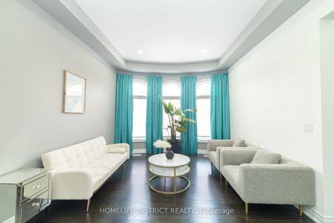 Photo 7 at 210 Cannes Avenue, Vellore Village, Vaughan