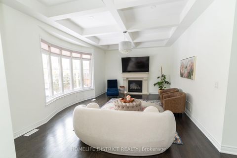 Photo 12 at 210 Cannes Avenue, Vellore Village, Vaughan