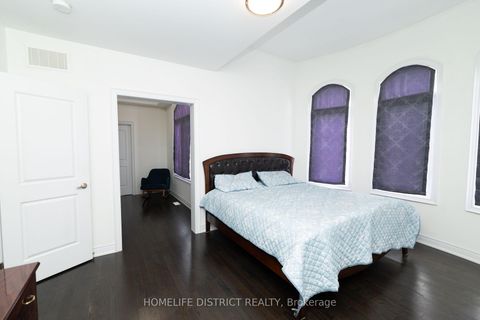 Photo 23 at 210 Cannes Avenue, Vellore Village, Vaughan