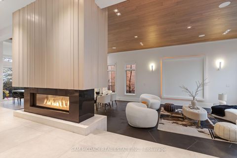 Photo 4 at 67 Lake Promenade, Long Branch, Toronto