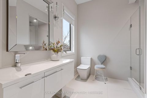 Photo 22 at 67 Lake Promenade, Long Branch, Toronto